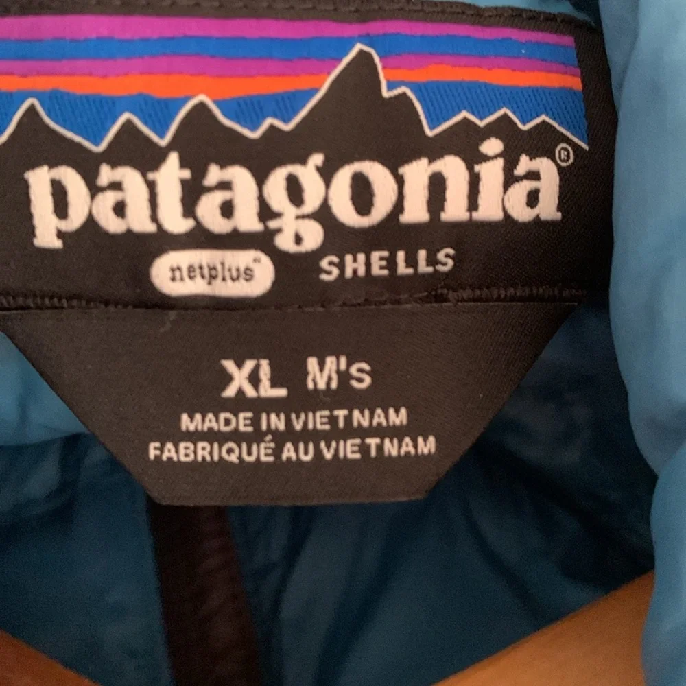 Patagonia Dark Brown Vest with Blue Lining